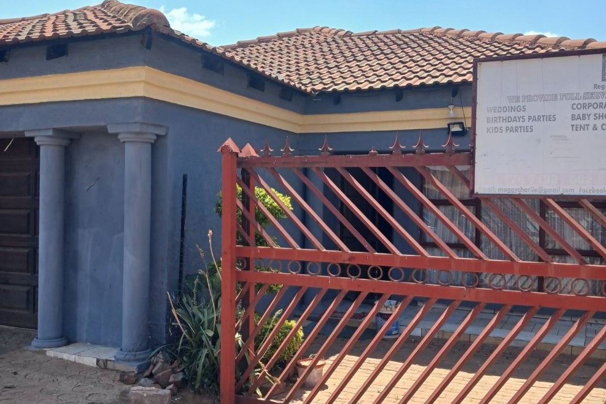 A beautiful house. Beautifully situated.  - Photo 2