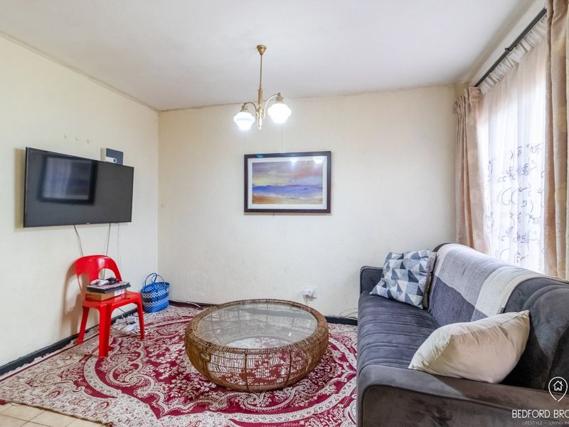 Modern 3-Bedroom Townhouse To Rent in Secure Lyngate Complex - Photo 9