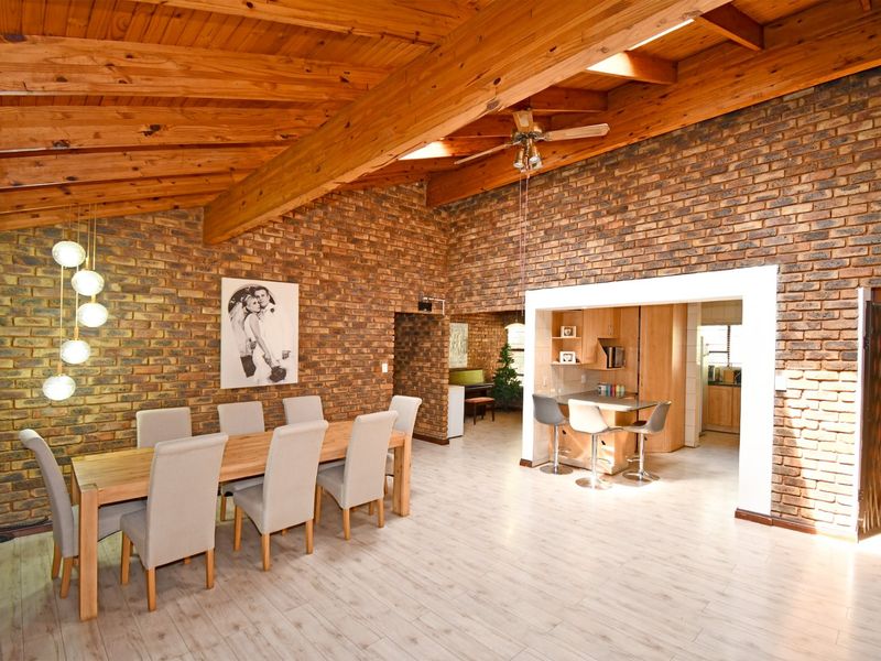 Home Business Potential, Separate Flatlet!  - Photo 6