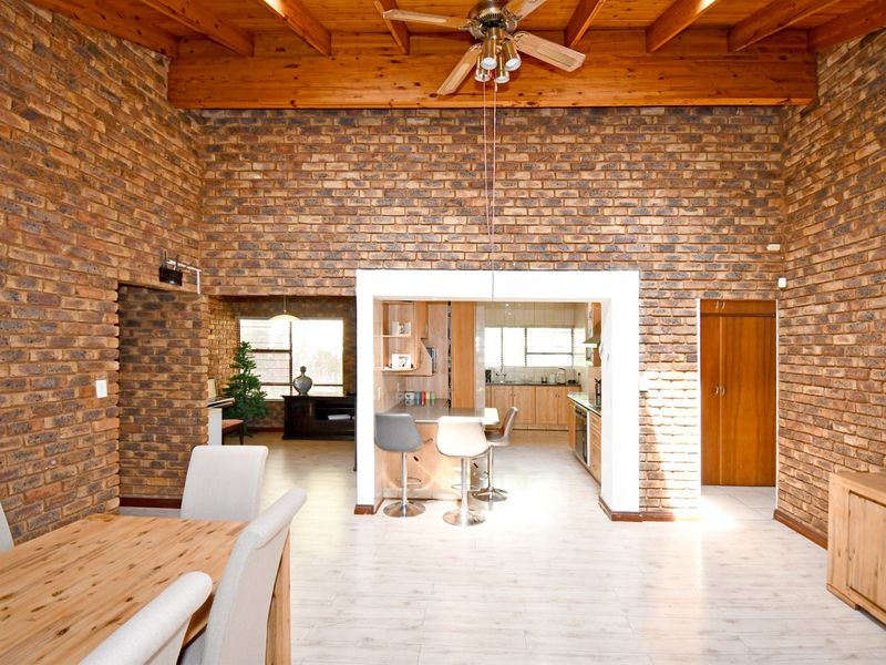 Home Business Potential, Separate Flatlet!  - Photo 7