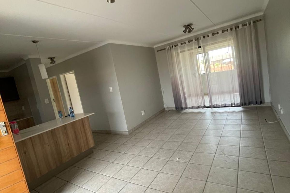 TWO BEDROOMS AND ONE FULL BATHROOM - Photo 4