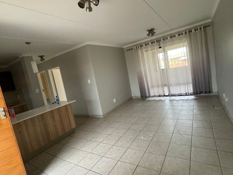 TWO BEDROOMS AND ONE FULL BATHROOM - Photo 4