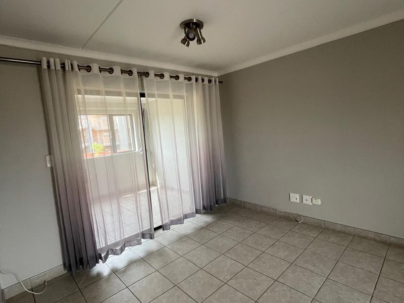 TWO BEDROOMS AND ONE FULL BATHROOM - Photo 8