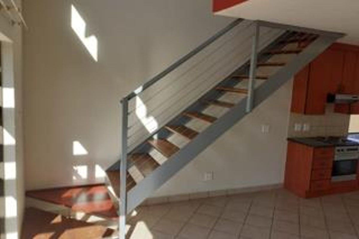 Chic Loft Living in a Secure Hazeldean Complex with Prime Amenities! - Photo 5