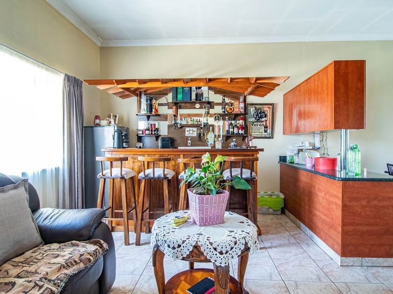 Versatile Family Home with Income Potential and Exceptional Space. - Photo 8