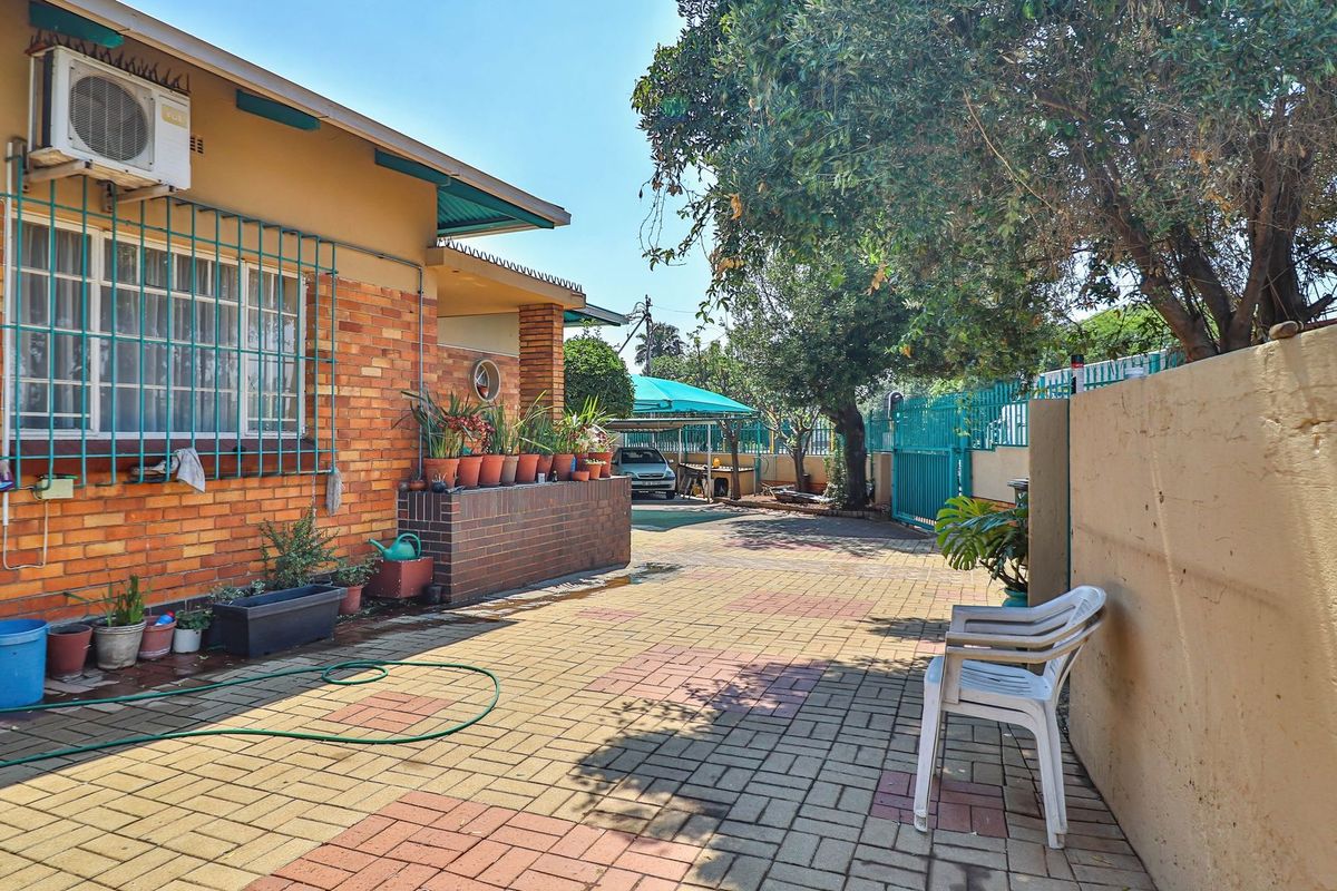Versatile Family Home with Income Potential and Exceptional Space. - Photo 2