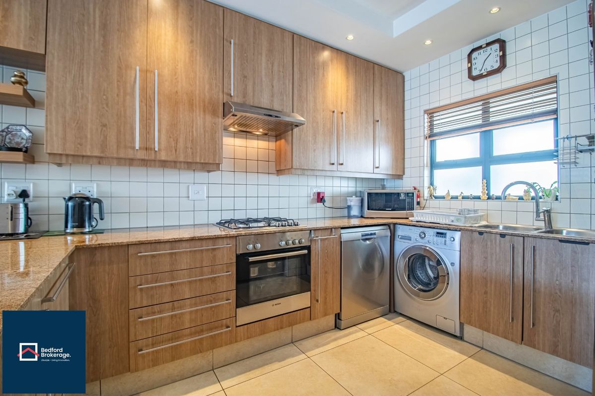 Modern North-Facing 2-Bedroom Apartment For Sale - Photo 2