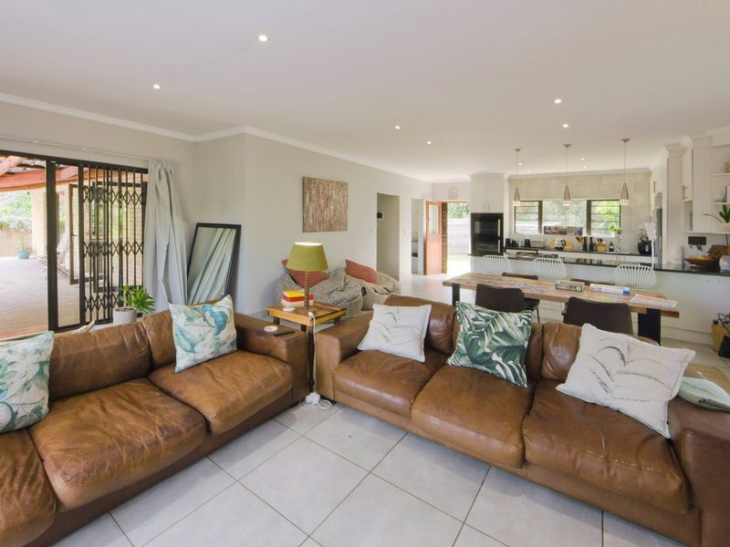 A Home Where the Garden, Pool & Patio Steal the Show! PLUS A FLATLET!  - Photo 5