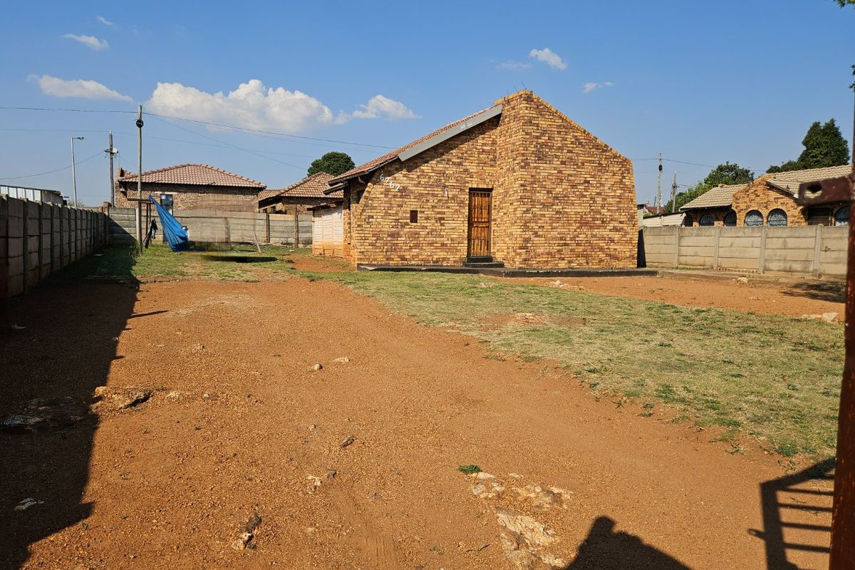 3 Bedroom house for sale  - Photo 2