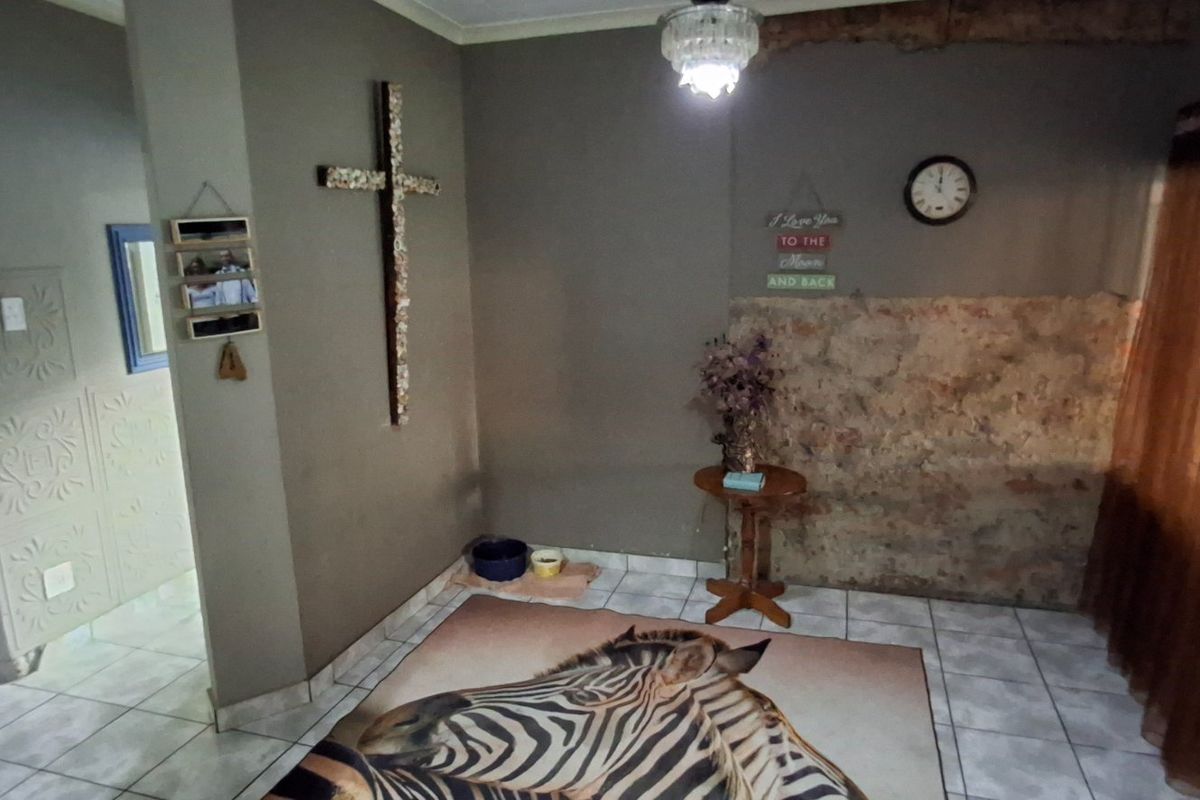 SPACIOUS 3 BED HOUSE FOR SALE - Photo 5