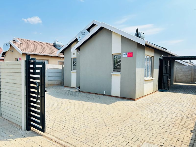 Beautiful 2 bedrooms for sale in Sky City  - Photo 3