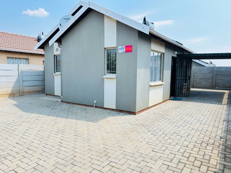 Beautiful 2 bedrooms for sale in Sky City  - Photo 5