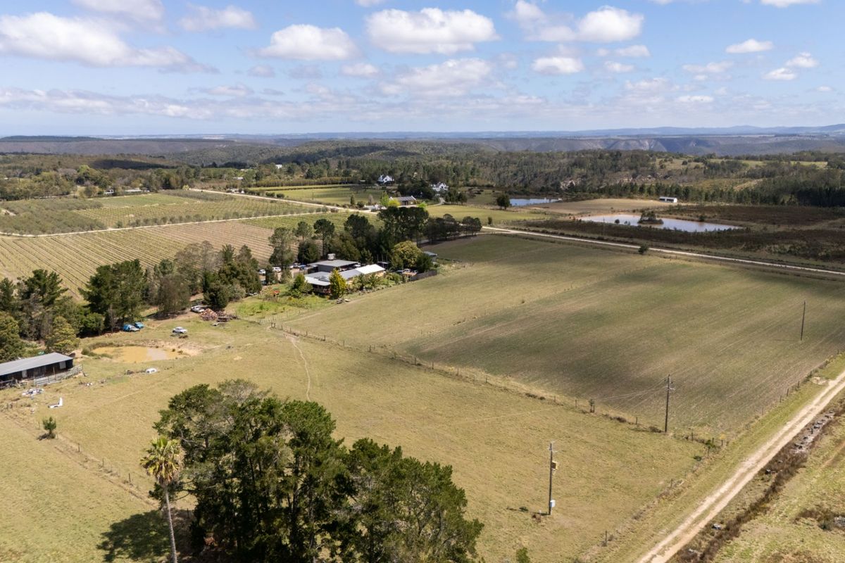 Small Farm with Grazing, Mountain Views - Photo 2