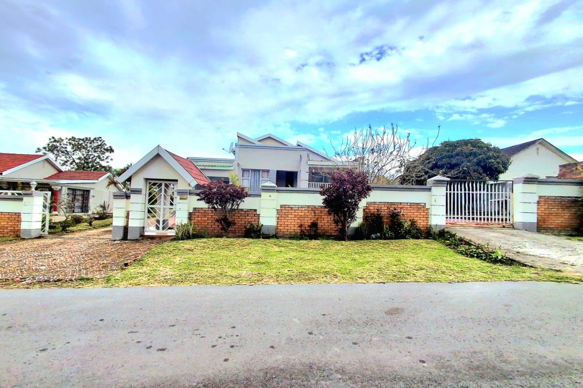 5 Bedroom house for sale in Dawn - Photo 3