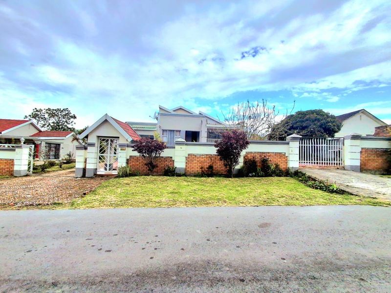 5 Bedroom house for sale in Dawn - Photo 3