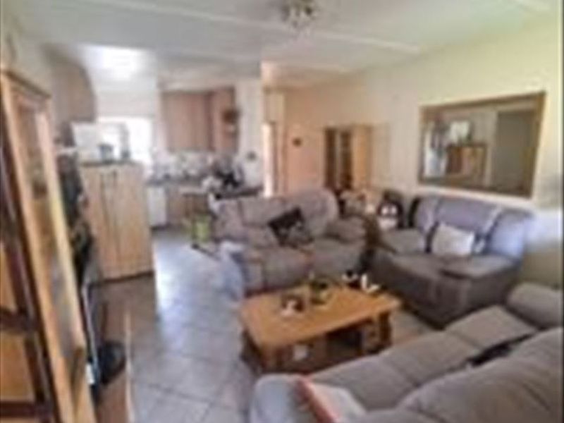 What a Buy - Photo 2