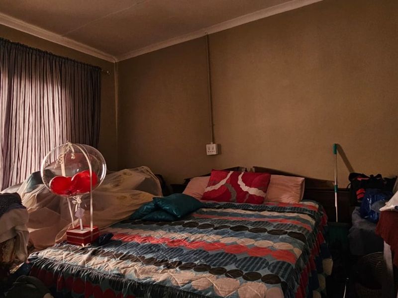 ***Exclusive Mandate ***  2-Bedroom Simplex in a Tranquil Complex - Photo 5