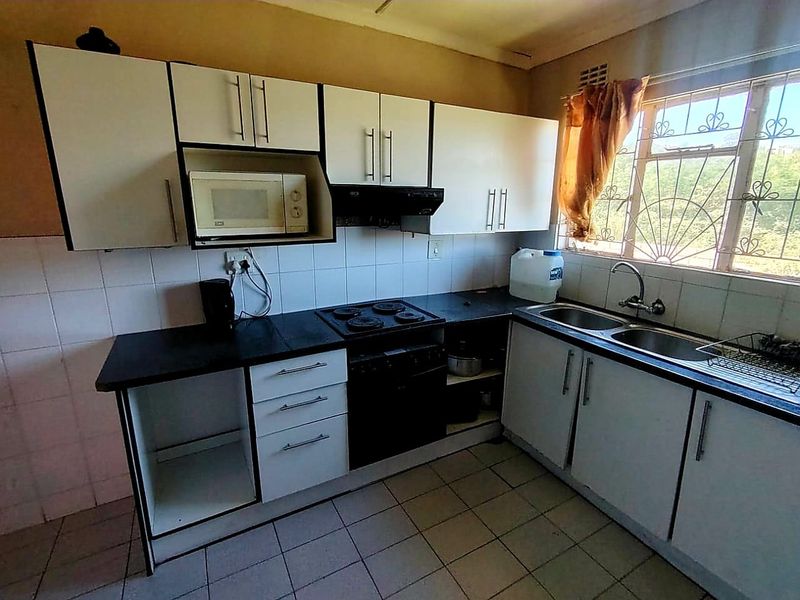 3 Bedroom House for Sale in Mdantsane - Photo 3