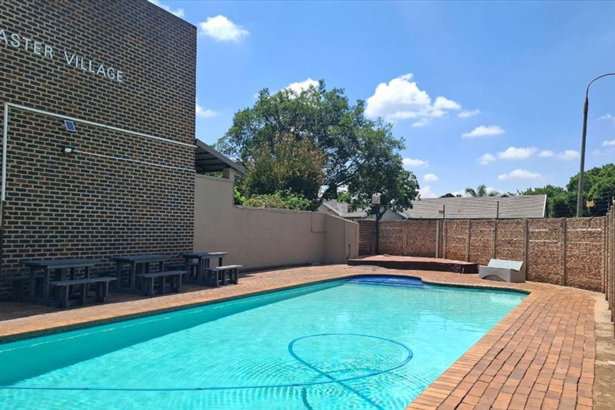 Elegant Home with Timeless Charm and Comfort - Photo 3