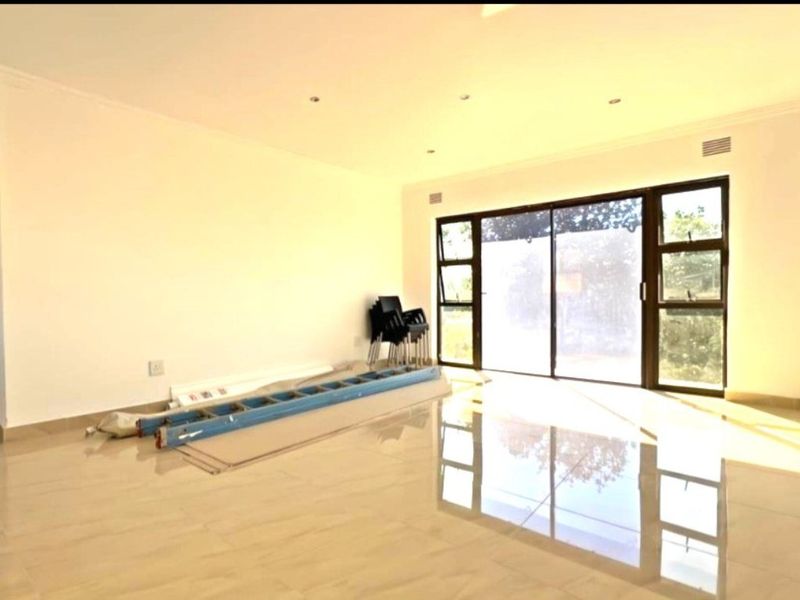 Charming Double-Storey Home in Prestigious Stanger Manor  - Photo 8