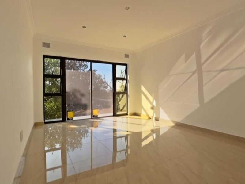 Charming Double-Storey Home in Prestigious Stanger Manor  - Photo 7