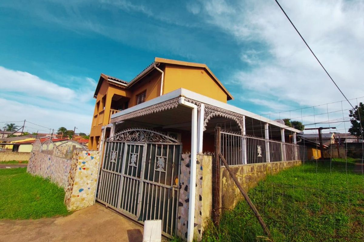Ideally Situated Corner Plot Home with Dual Entrance Driveways - Photo 3