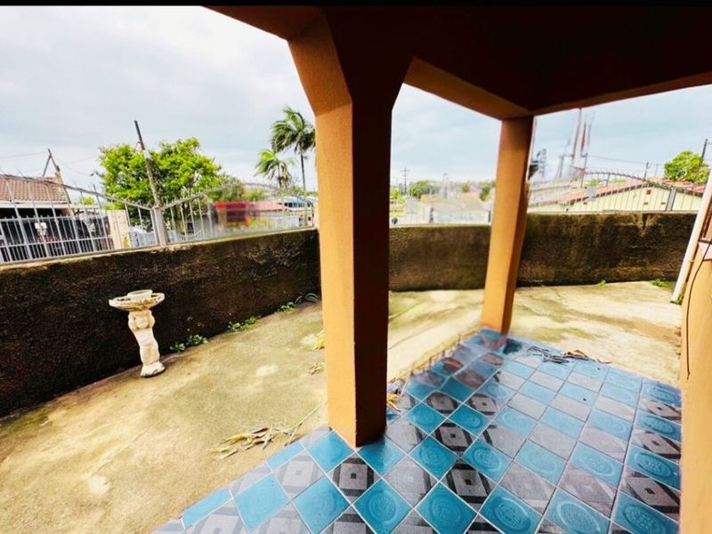 Ideally Situated Corner Plot Home with Dual Entrance Driveways - Photo 5