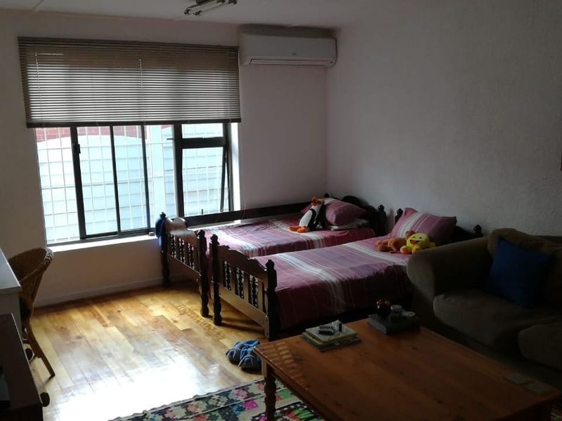 Charming Family Home with Cottage Potential - Photo 5