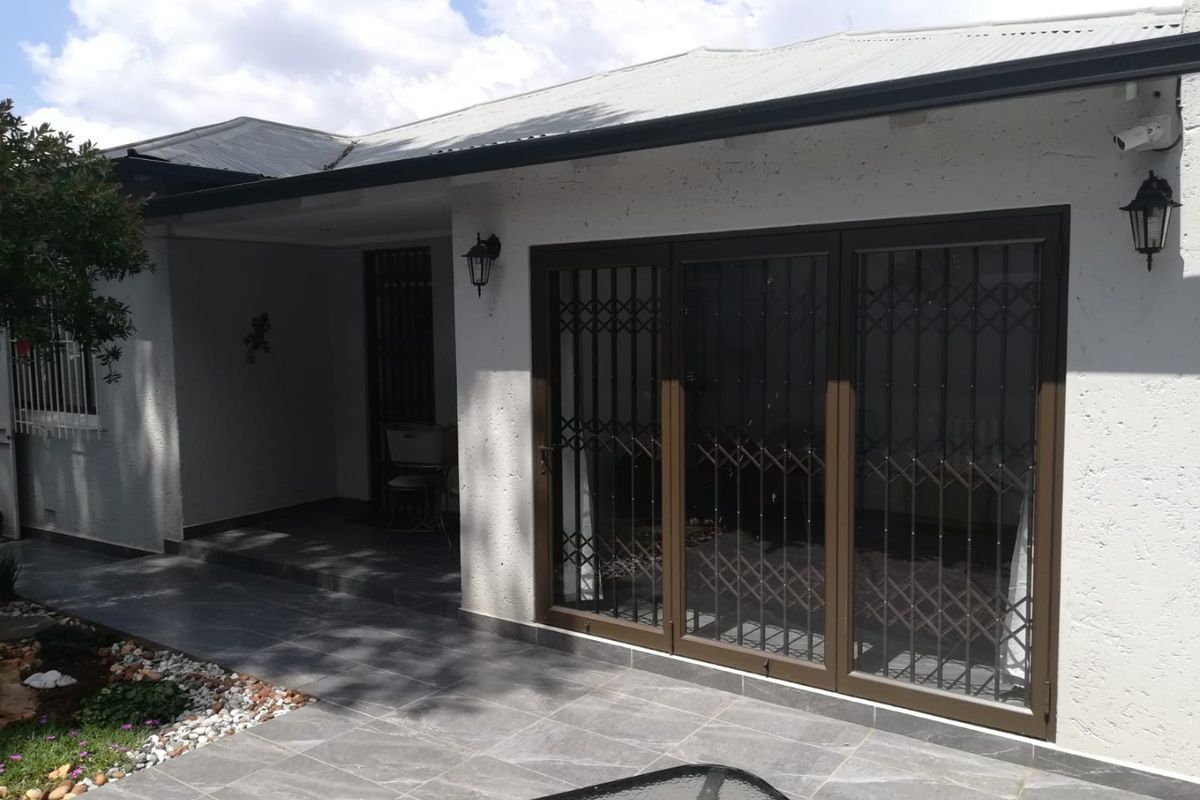 Charming Family Home with Cottage Potential - Photo 2