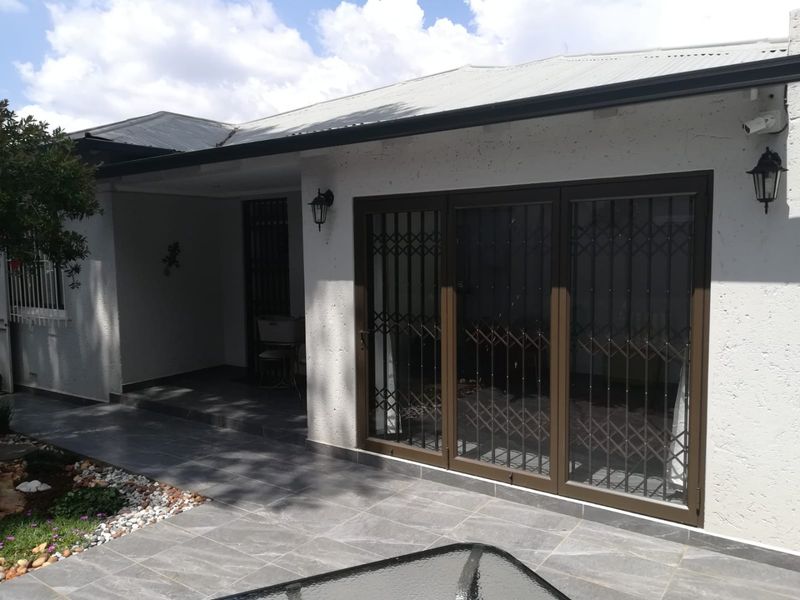 Charming Family Home with Cottage Potential - Photo 1