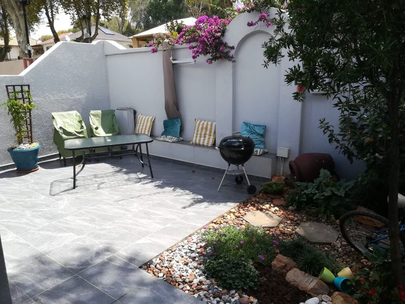 Charming Family Home with Cottage Potential - Photo 2