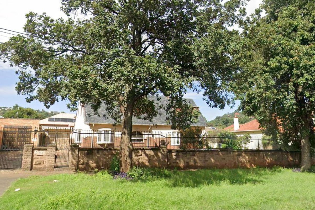 Character-Filled Home for Sale in Kensington - Photo 4