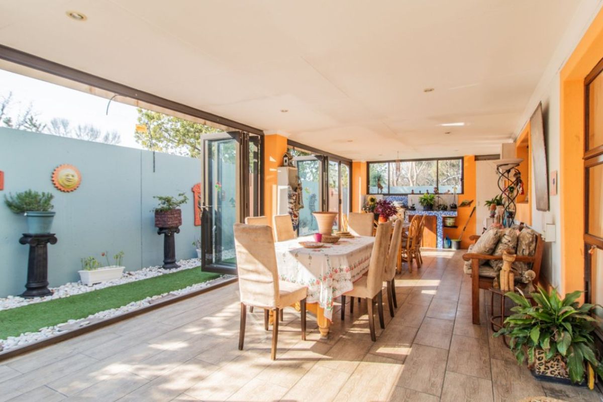 Stylish 3-Bedroom Cluster with Pool in Secure Estate - Photo 5