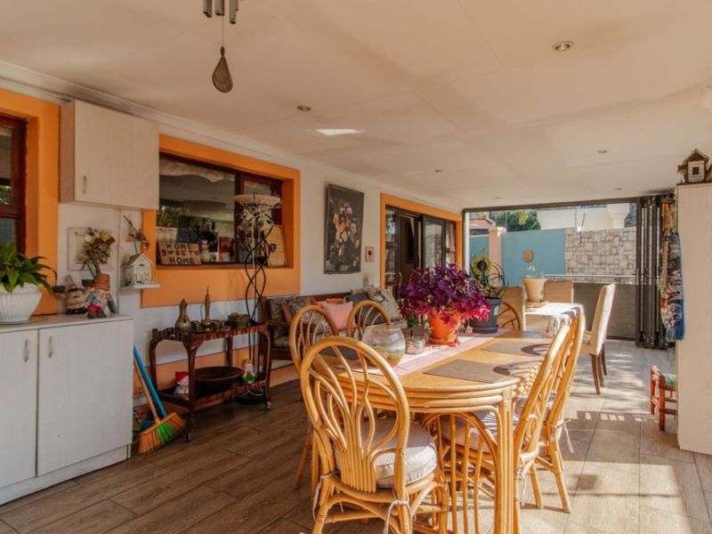 Stylish 3-Bedroom Cluster with Pool in Secure Estate - Photo 6