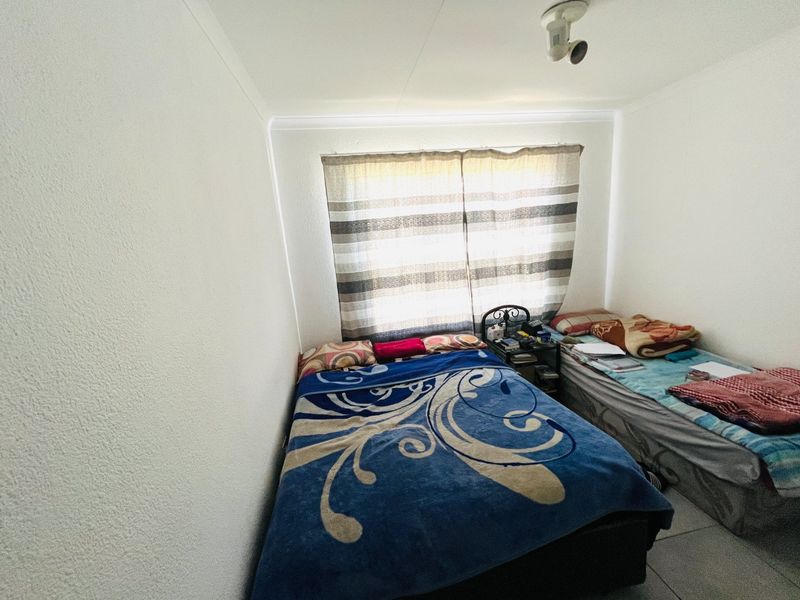 2 bedroom & 2 bathroom apartment/ flat in Sundowner for sale secure now!! - Photo 8