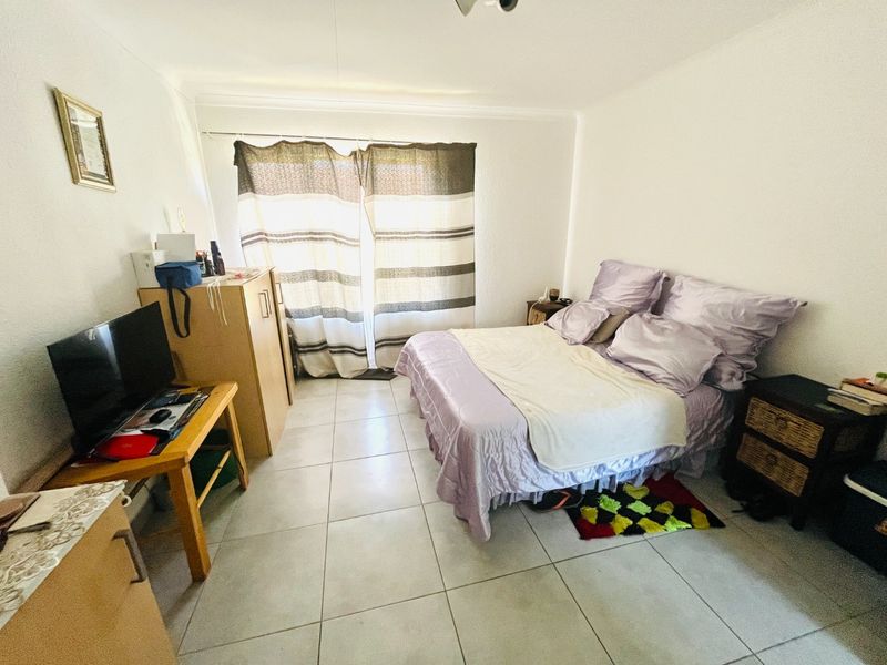 2 bedroom & 2 bathroom apartment/ flat in Sundowner for sale secure now!! - Photo 6