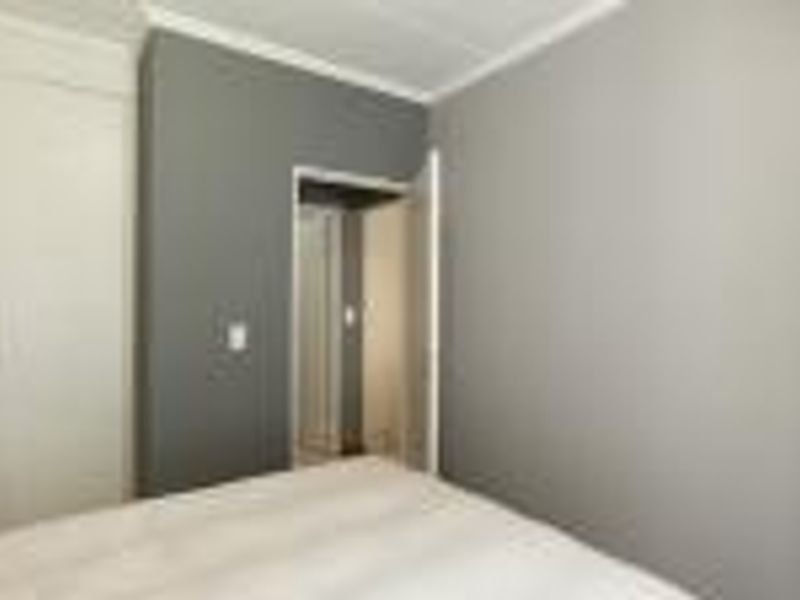 BEVERLEY/LONEHILL : GROUND FLOOR 1 BEDROOM - Photo 5