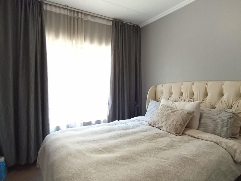 BEVERLEY/LONEHILL : GROUND FLOOR 1 BEDROOM - Photo 3