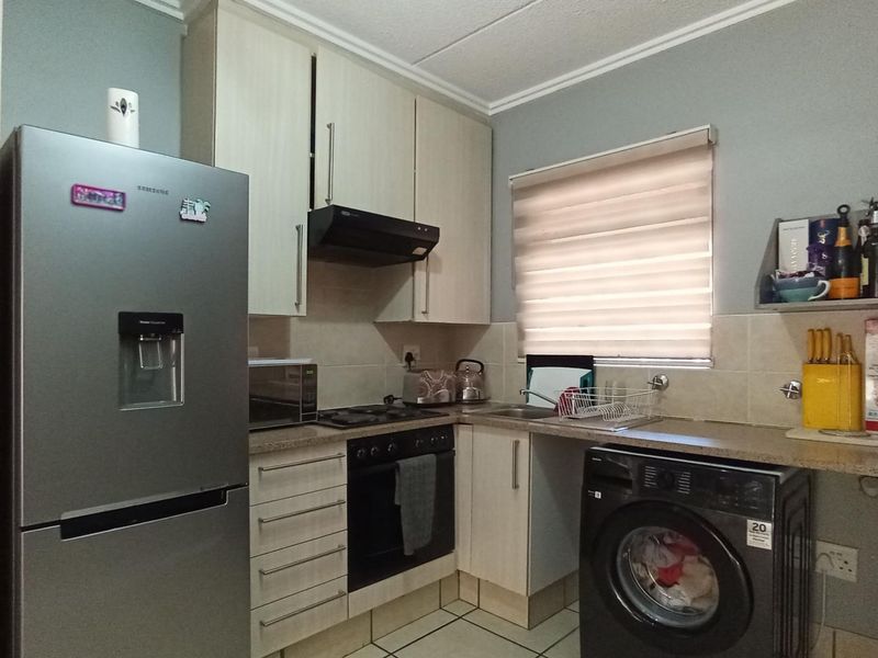 BEVERLEY/LONEHILL : GROUND FLOOR 1 BEDROOM - Photo 10