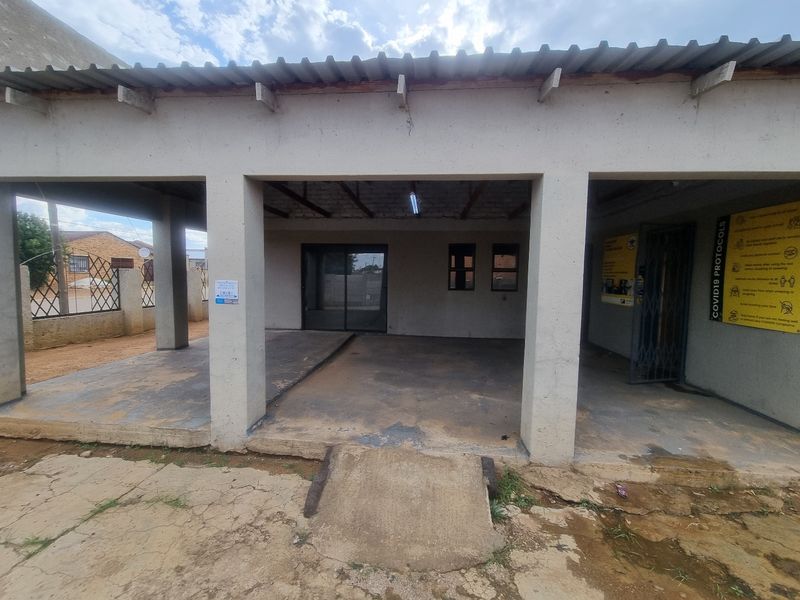 Commercial Property for sale - Photo 4