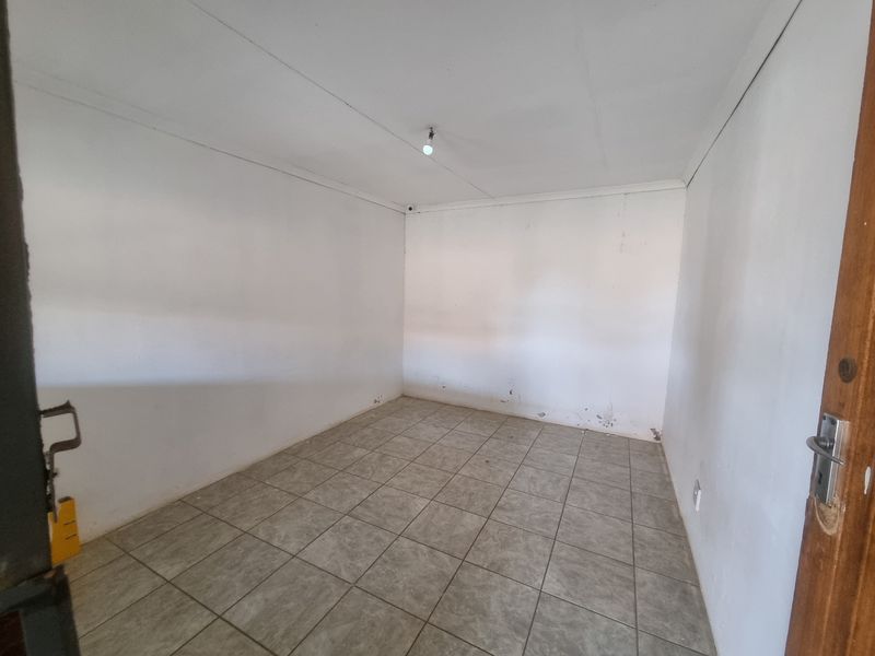 Commercial Property for sale - Photo 5