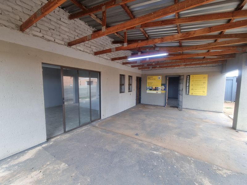 Commercial Property for sale - Photo 1