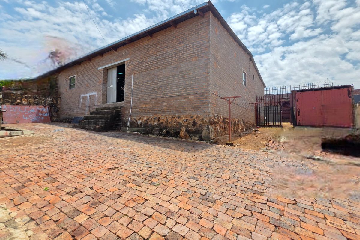 Sophisticated Modern Residence for Sale in Erasmia - Photo 5