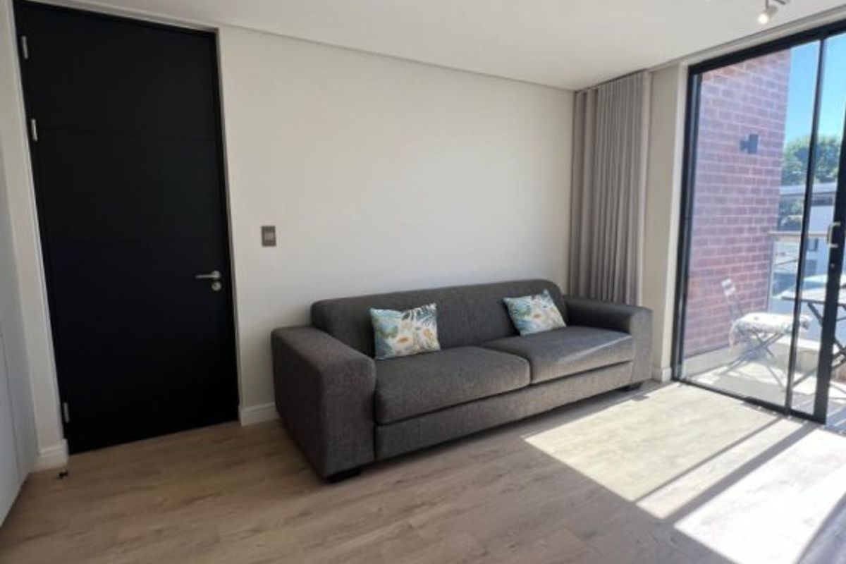 1 Bed Flat – Modern Comfort  - Photo 5