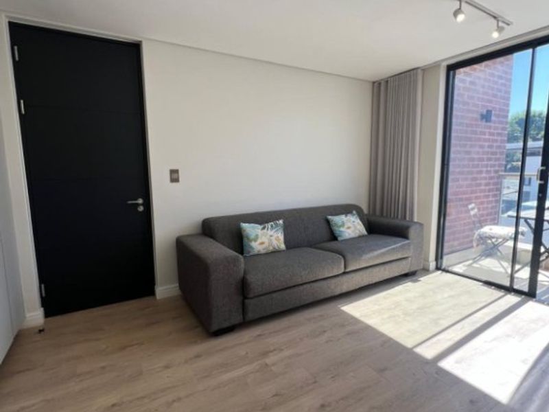 1 Bed Flat – Modern Comfort  - Photo 5