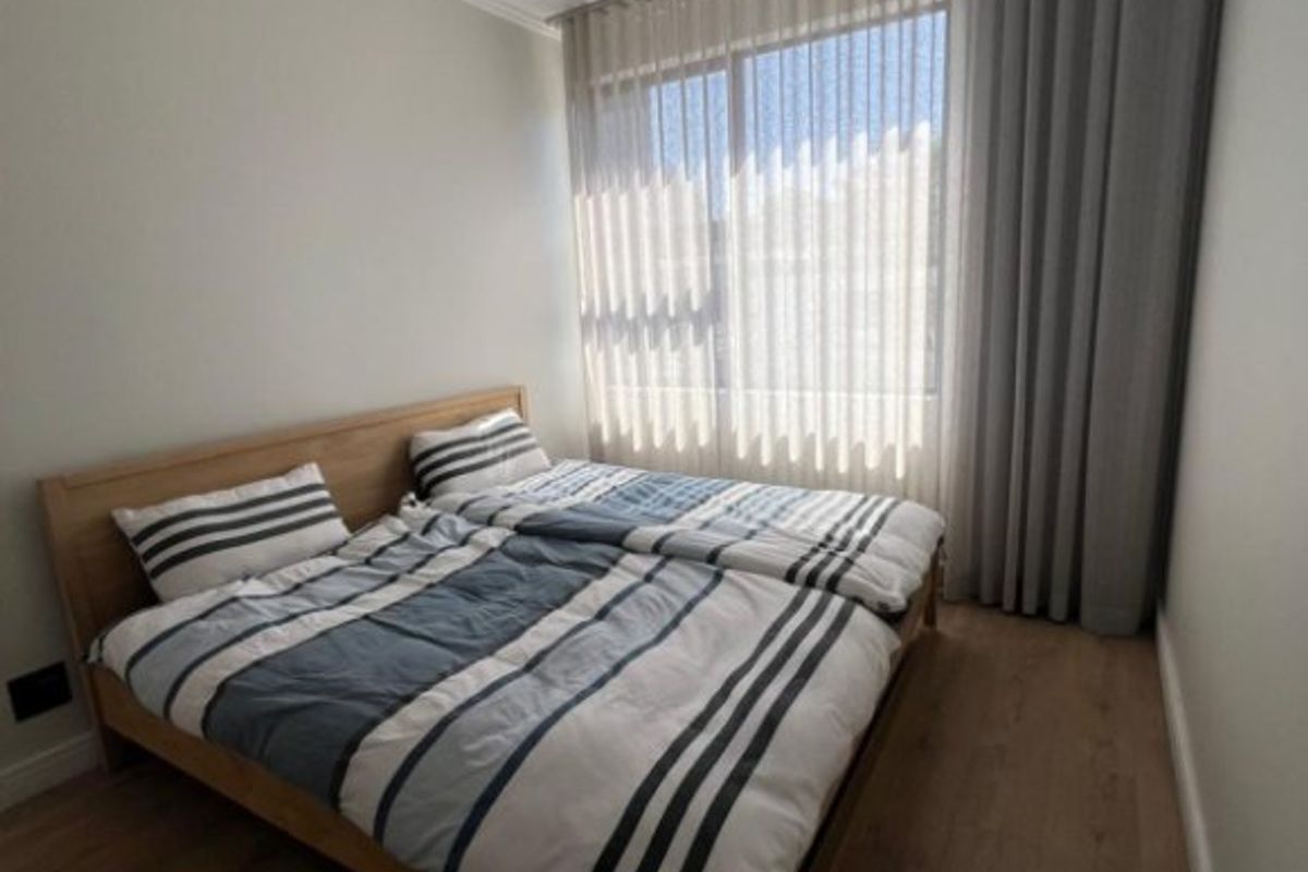 1 Bed Flat – Modern Comfort  - Photo 3