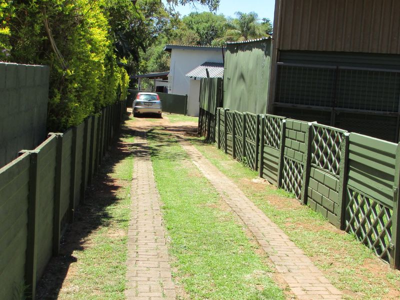 Versatile 6-Bedroom Home in Prime White River Location - Photo 6