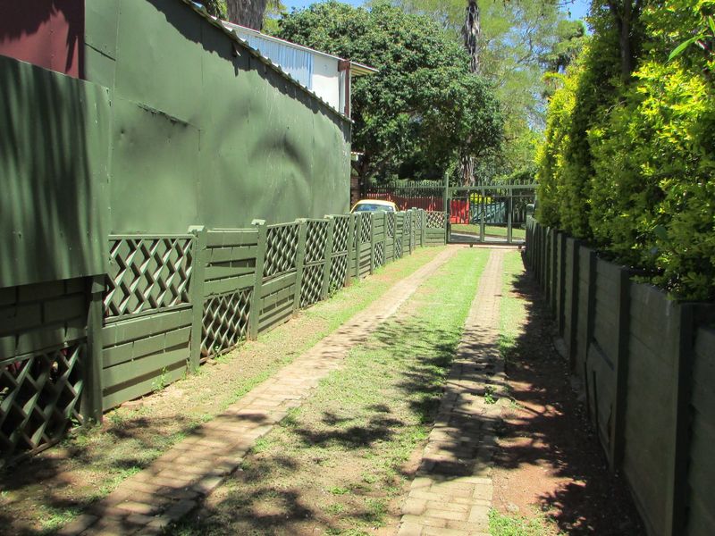 Versatile 6-Bedroom Home in Prime White River Location - Photo 8