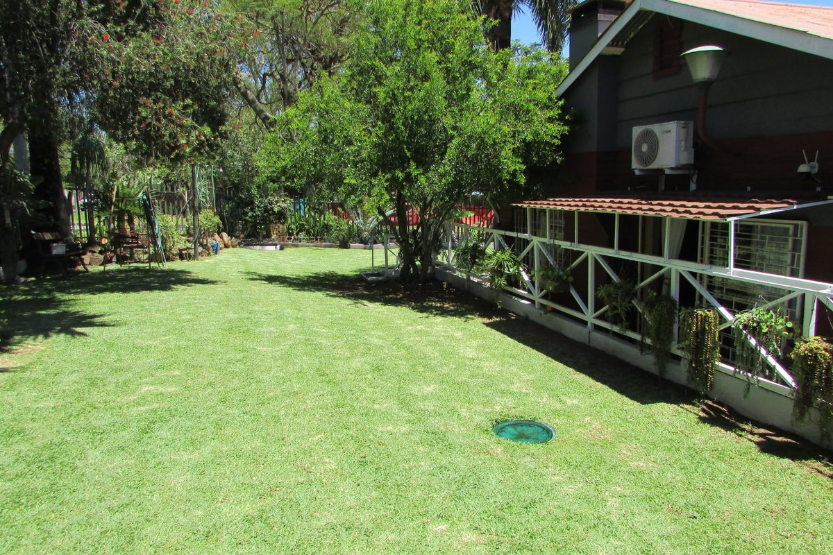 6 Bed House in White River Ext 3 for Sale - Photo 3