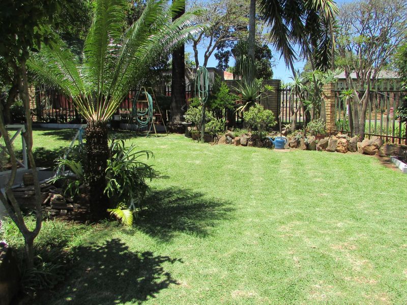 6 Bed House in White River Ext 3 for Sale - Photo 6